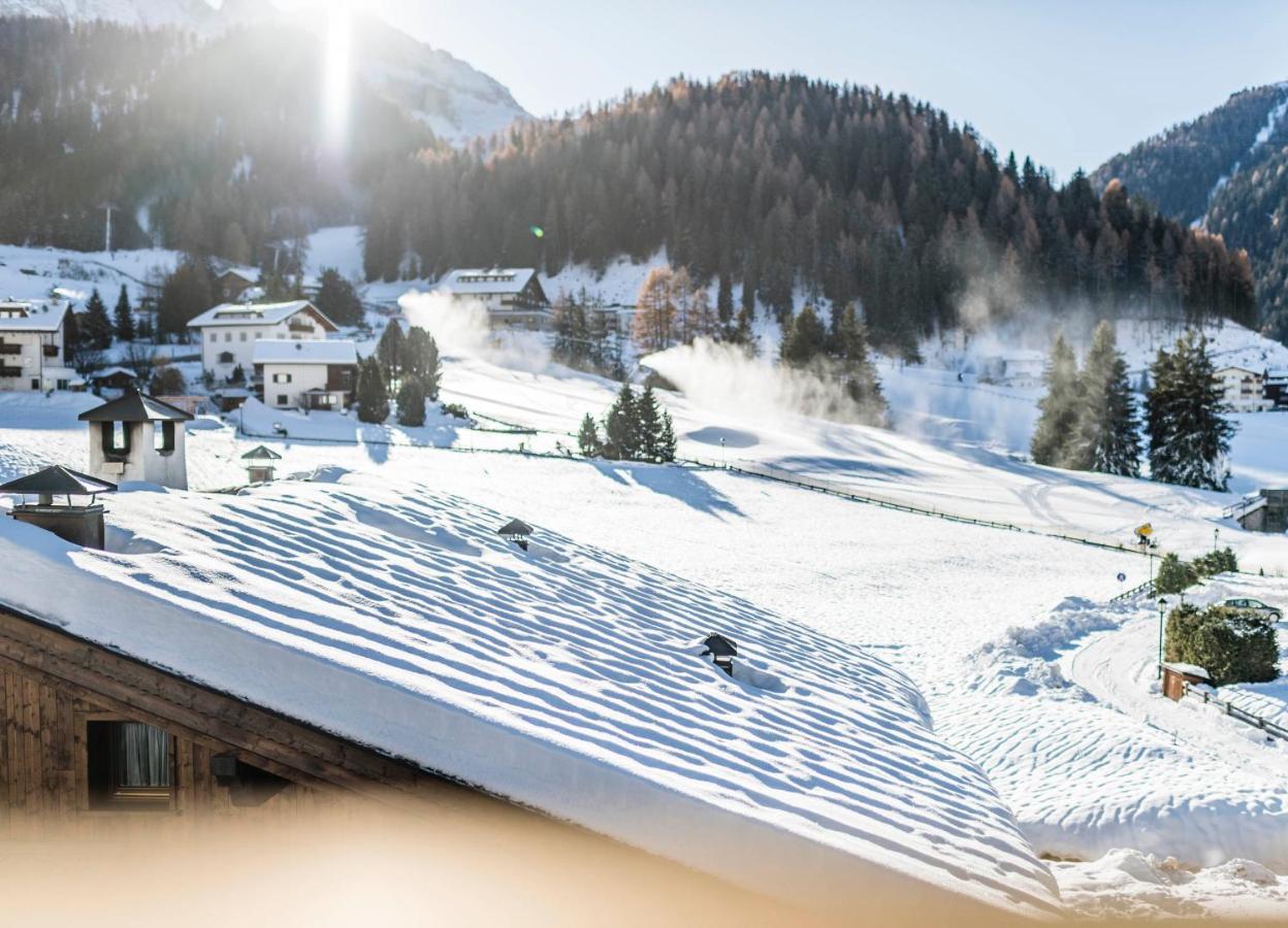 Cadepunt The Dolomites Lodge Сельва-ди-Валь-Гардена Экстерьер фото