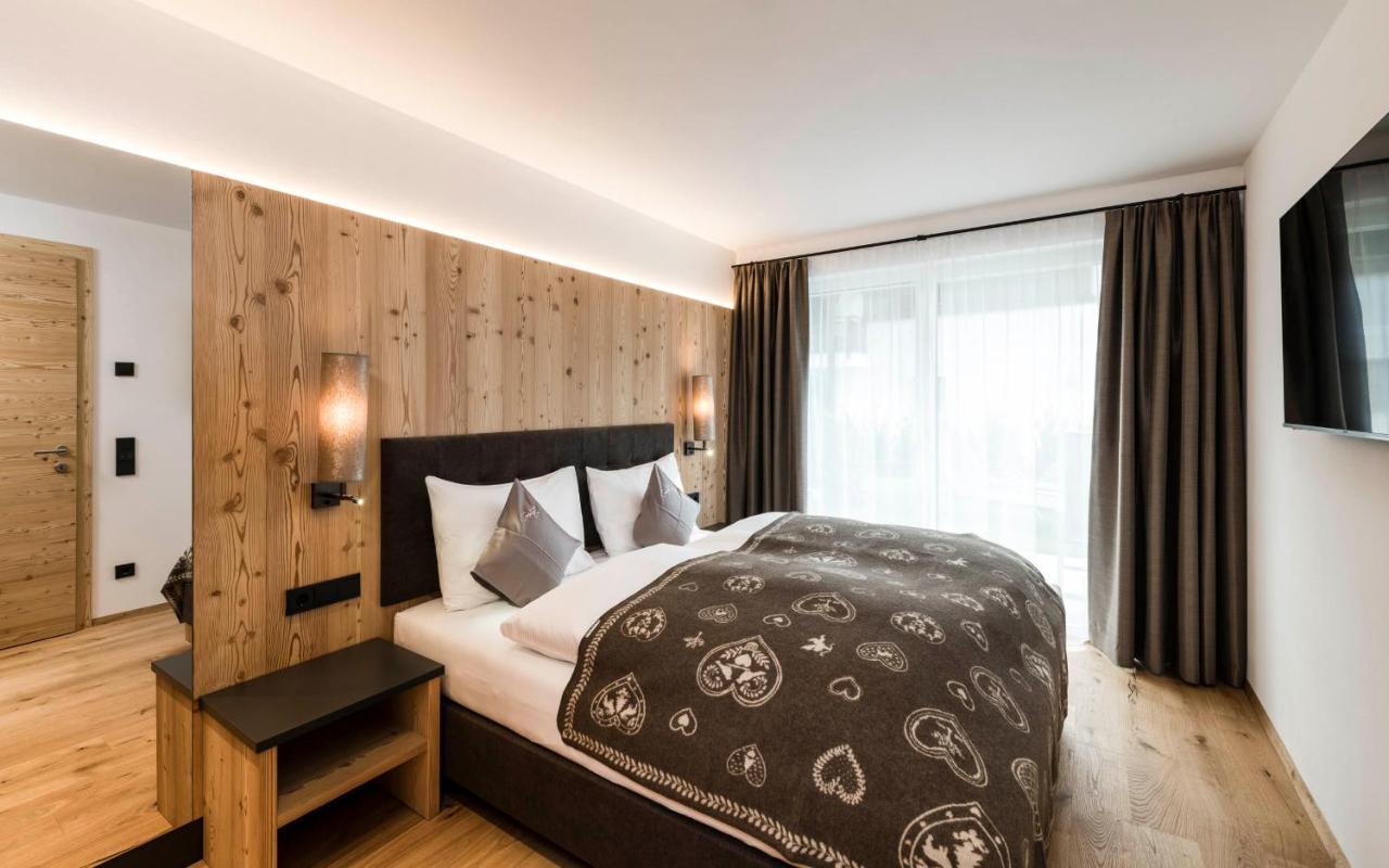 Cadepunt The Dolomites Lodge Сельва-ди-Валь-Гардена Экстерьер фото
